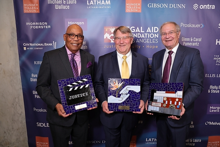 Glenn Pomerantz, Jack Londen honored at Legal Aid Foundation gala 