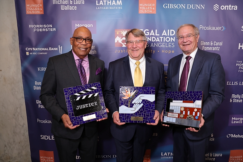 Glenn Pomerantz, Jack Londen honored at Legal Aid Foundation gala