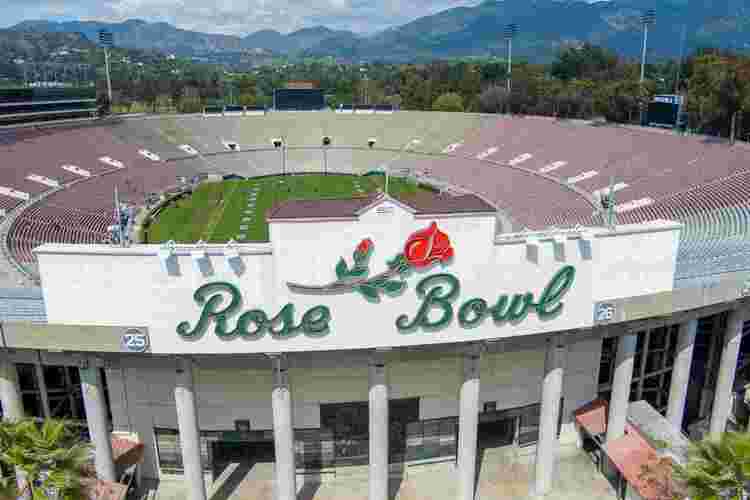 Pasadena sues UCLA over alleged plan to leave Rose Bowl