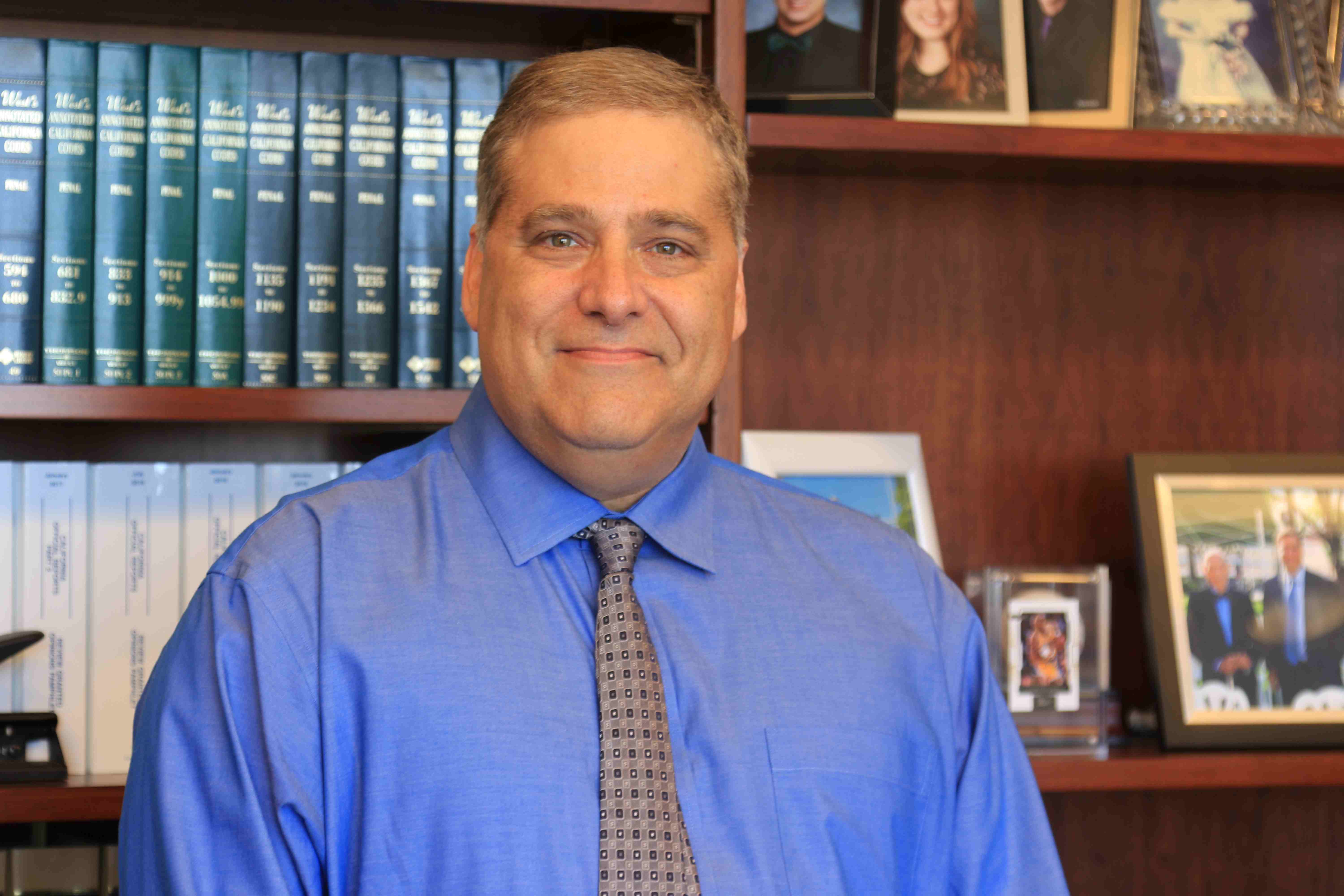 Judge keeps out-of-state executives in California franchise lawsuit 