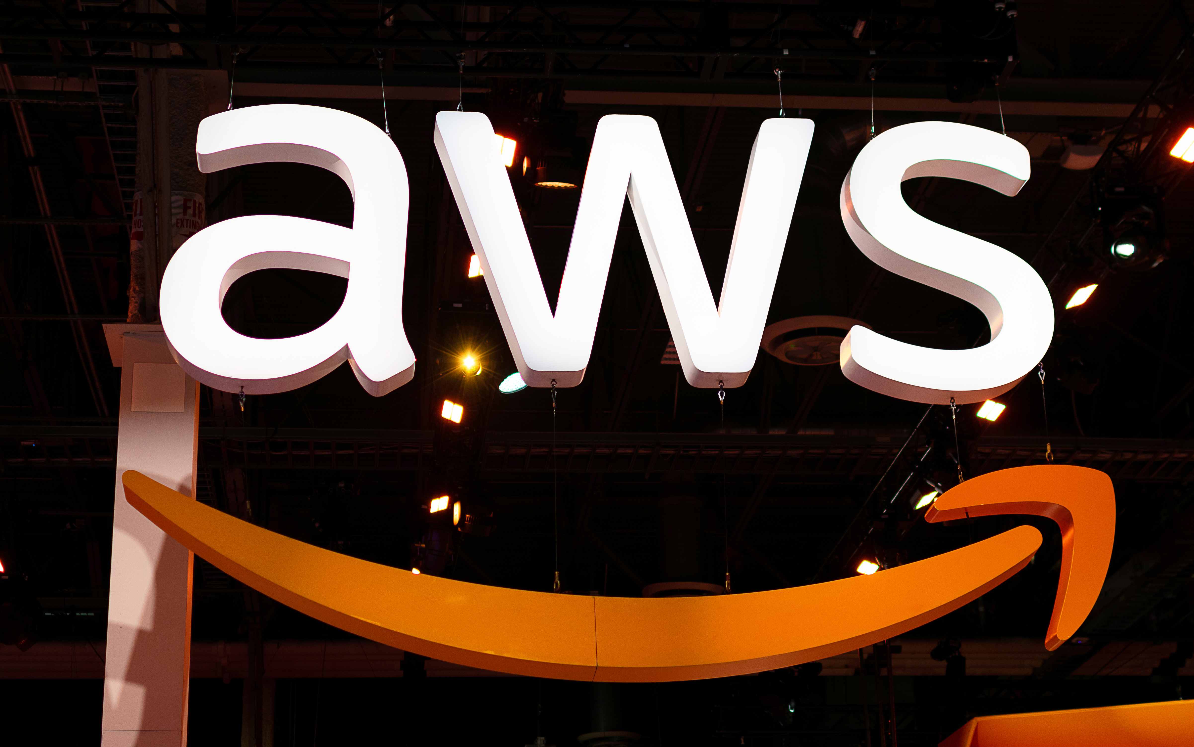 Patent suit over Amazon Web Services software transferred to Northern District 