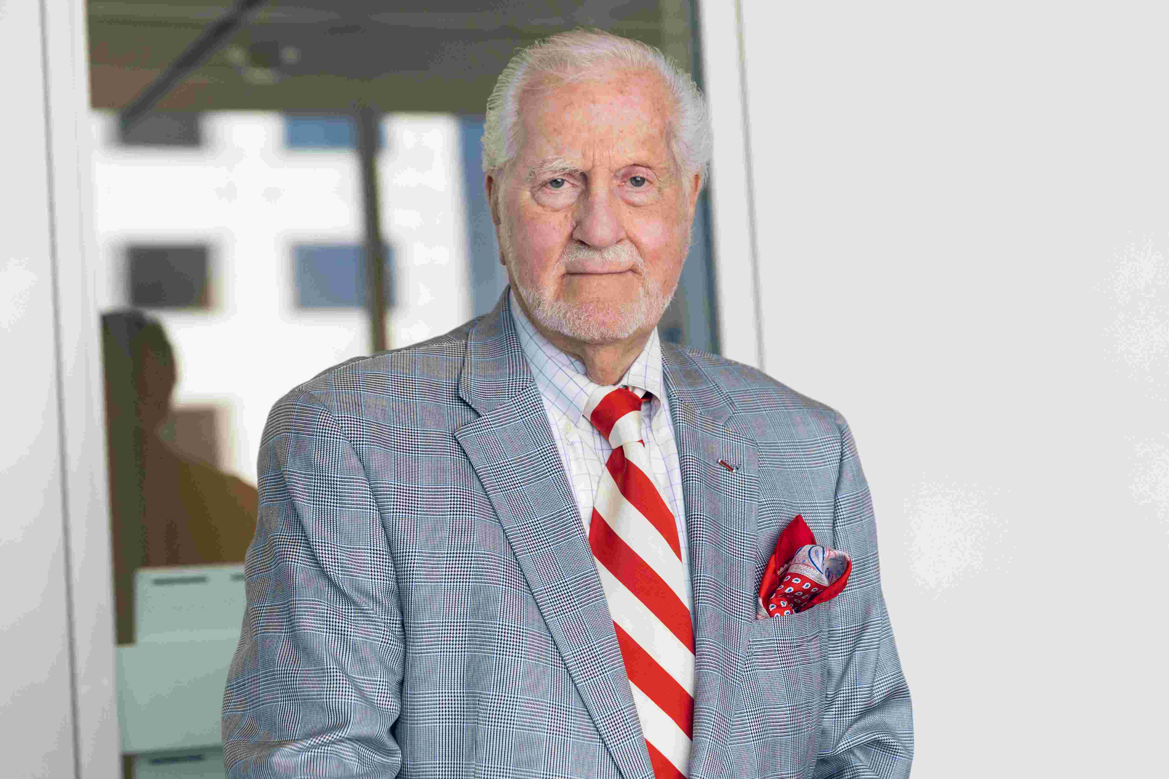 Physicians, public health groups back children in climate lawsuit against Trump