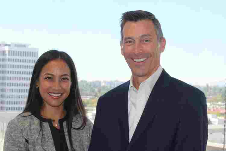 Dana Fox talks about what he's learned switching from a defense to a plaintiffs practice