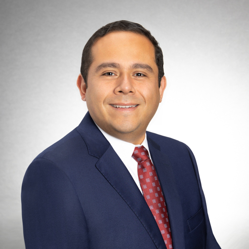 Federal Defender chief to join Stris & Maher as partner