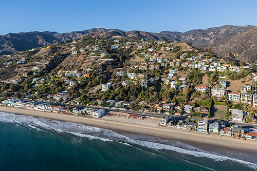 Malibu sues agencies over control, safety of public trails