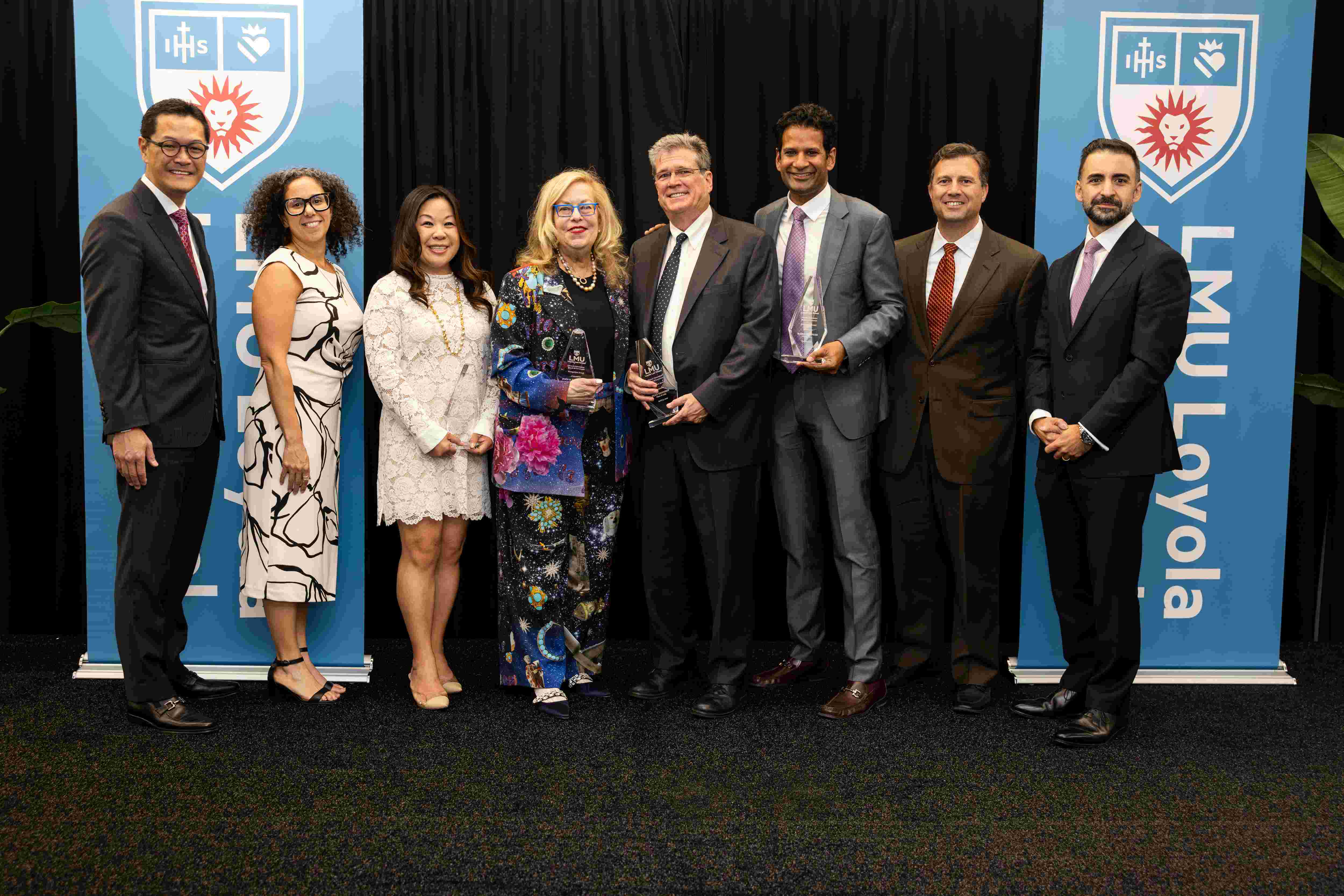 JAMS neutral Kessler honored at Loyola Law School reunion 