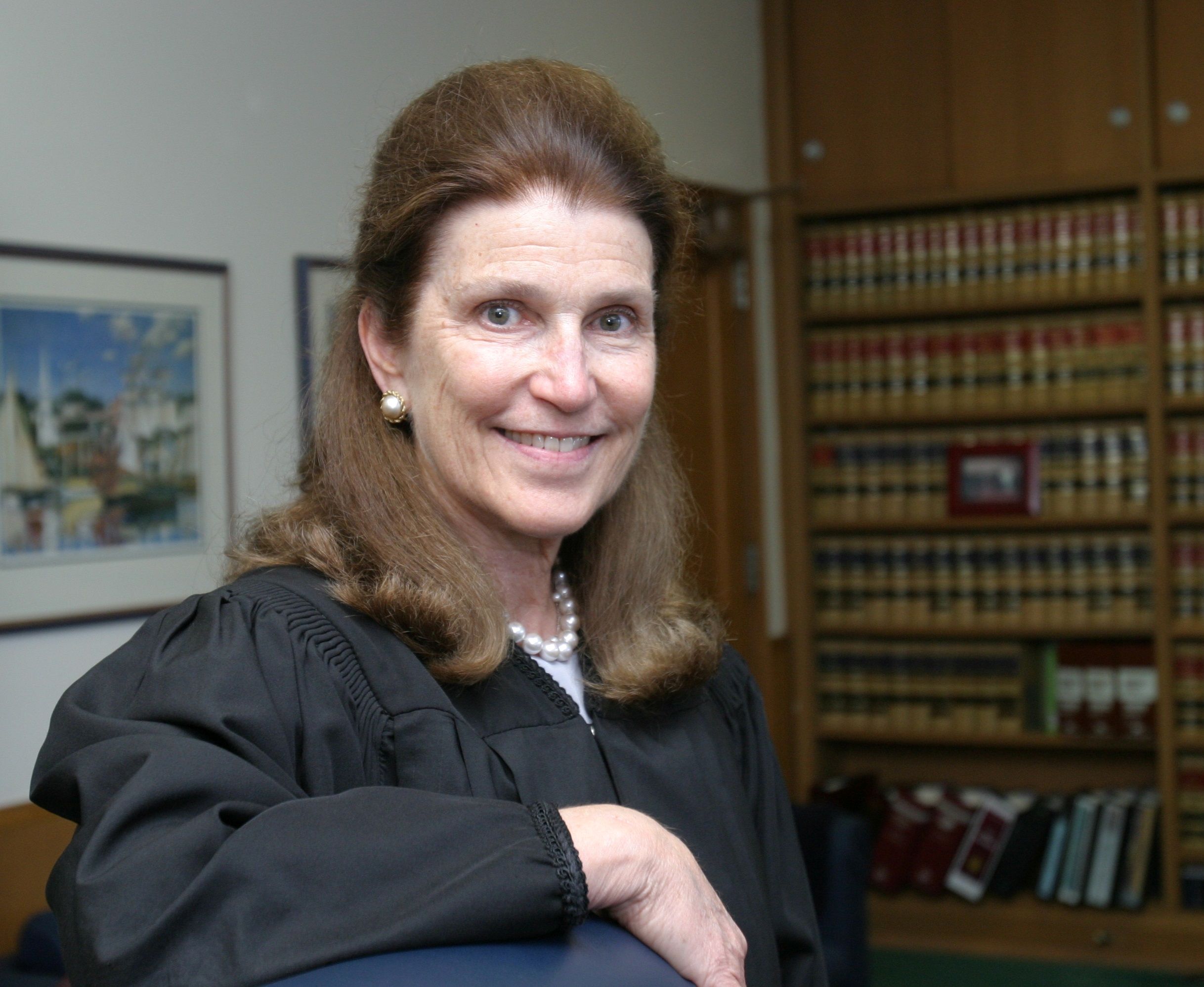 Judicial commission publicly admonishes L.A. judge over remarks to jurors about English skills