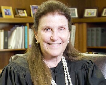 LA judge admonished over remarks about prospective jurors' English 