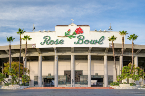 Judge tentatively backs Pasadena in UCLA Rose Bowl lease dispute 