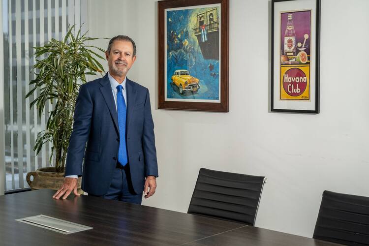 Steven Sepassi brings both sides of the bar to court's volunteer mediation
