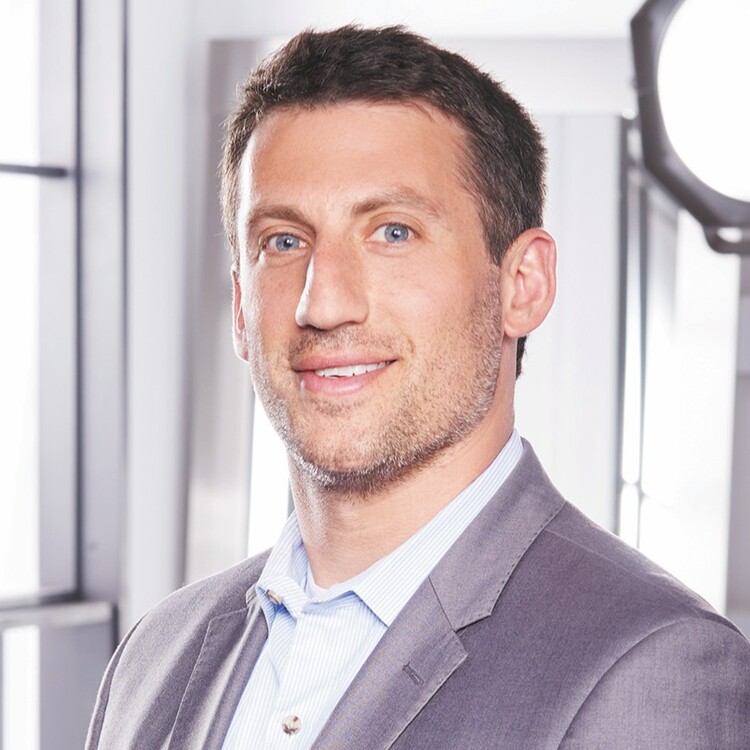 Judge disqualifies Quinn Emanuel from representing CREXi in CoStar copyright fight