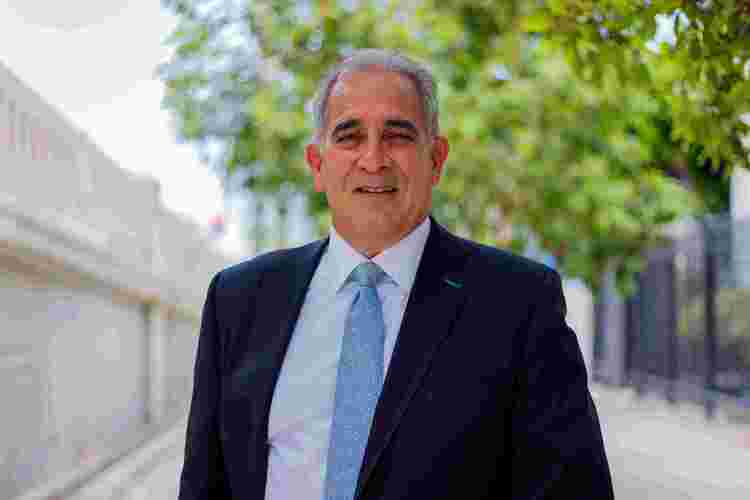 Gerry DeSimone draws on four decades of trial experience to help litigants find common ground
