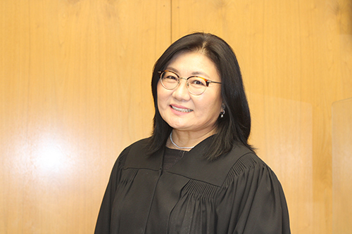 Judge Ann Park knows when to push -- and when to wait