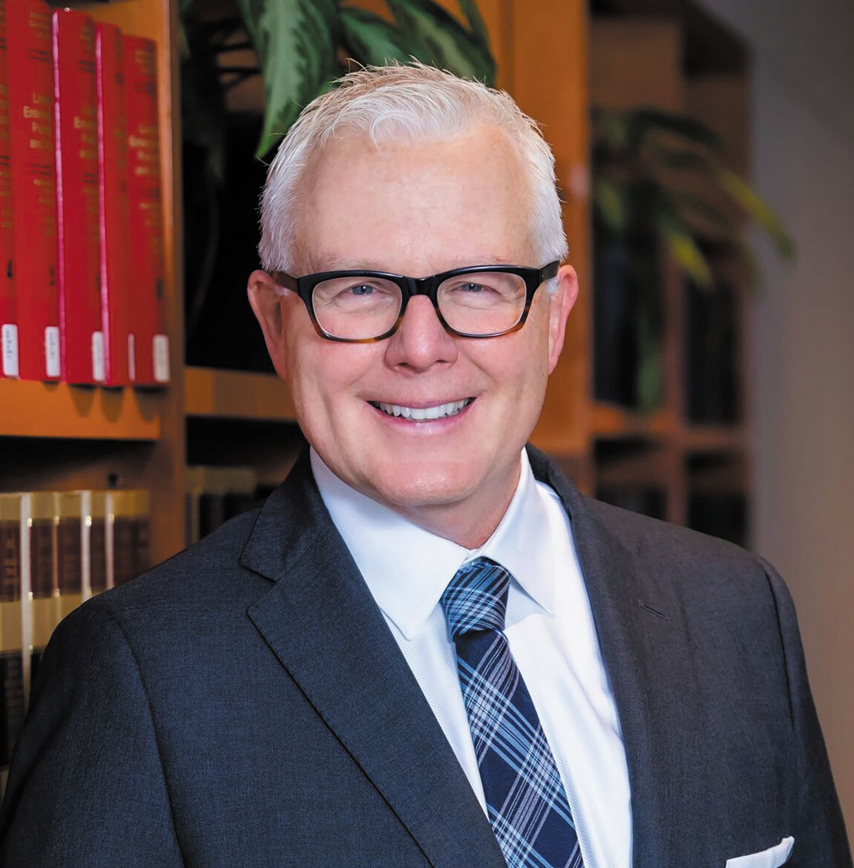 Judge finds triable issues over whether lawyer aided wife against client 