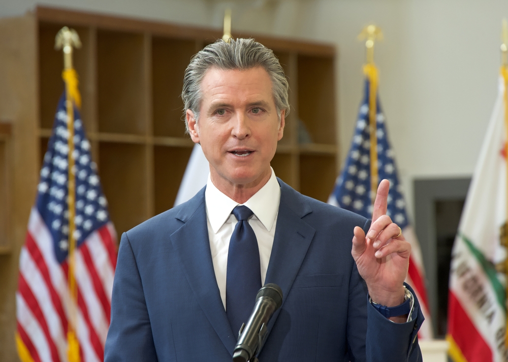 Newsom signs AI performer disclosure law