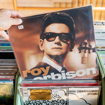 The eyes have it: How a pair of glasses helped shape rock 'n' roll