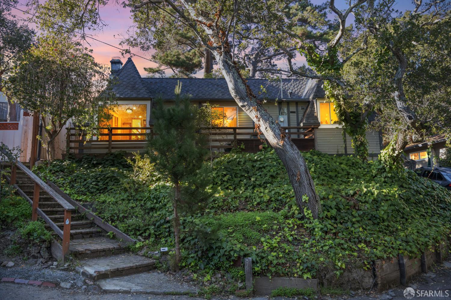 5630 Moraga Ave, Alameda County, CA 94611