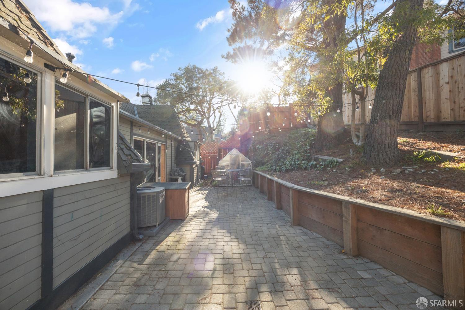 5630 Moraga Ave, Alameda County, CA 94611 photo 14