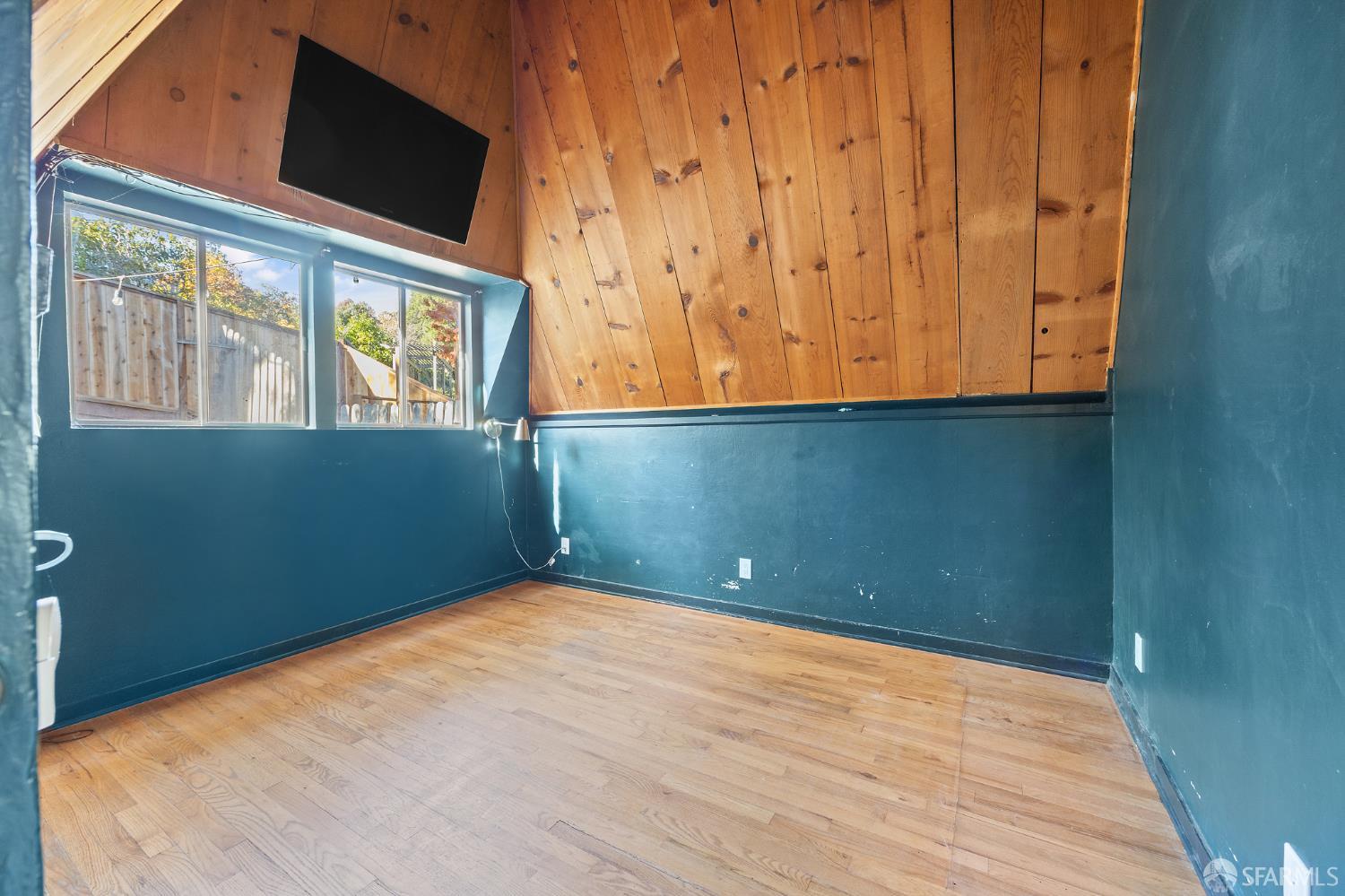 5630 Moraga Ave, Alameda County, CA 94611 photo 9