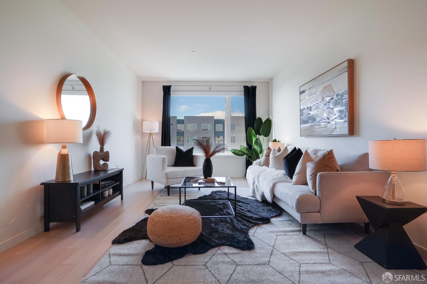 52 Innes Ct Apt 305, San Francisco, CA 94124 photo 7