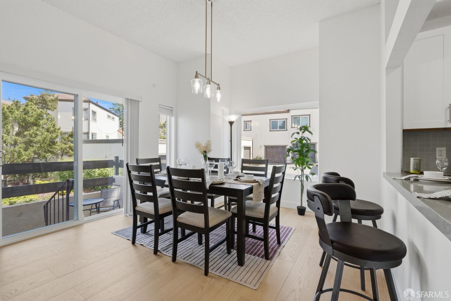 3550 Carter Dr Apt 129, South San Francisco, CA 94080 photo 16