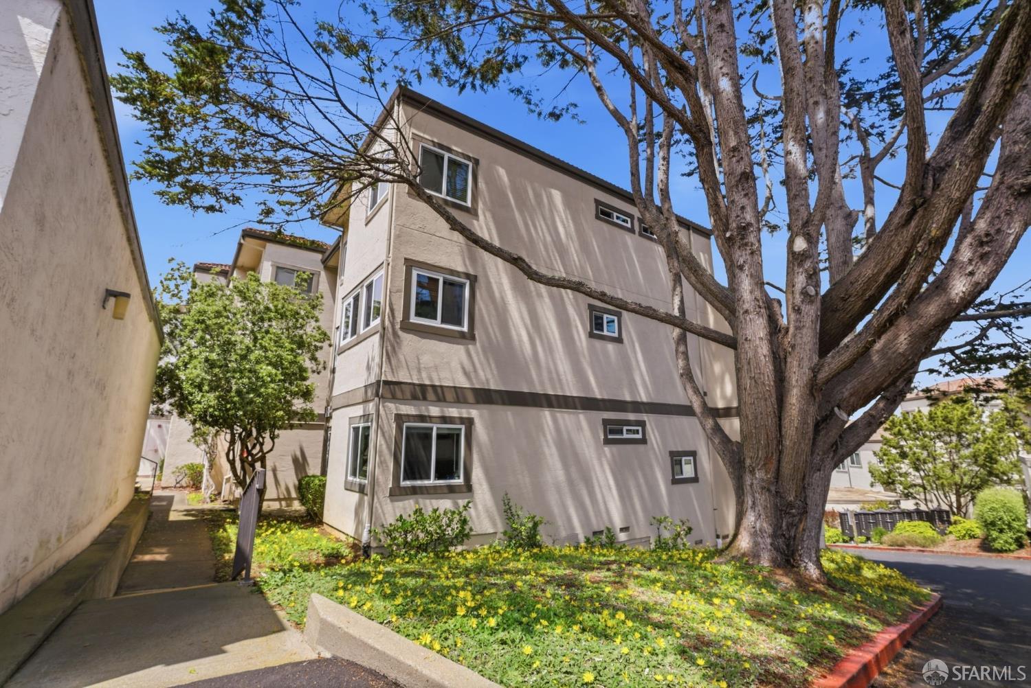 3550 Carter Dr Apt 129, South San Francisco, CA 94080 photo 2