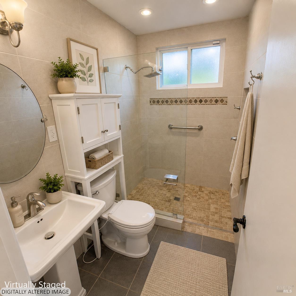 242 E Kentucky St, Fairfield, CA 94533 photo 4