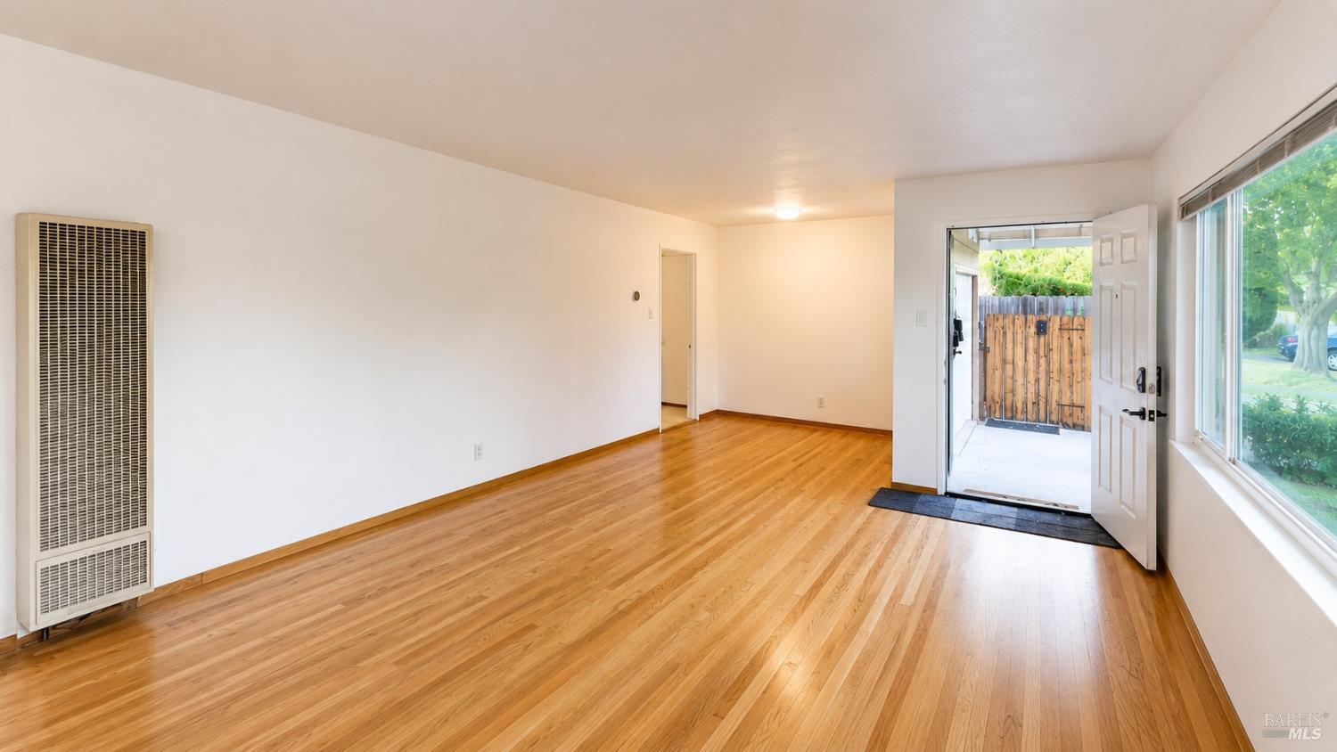 242 E Kentucky St, Fairfield, CA 94533 photo 8