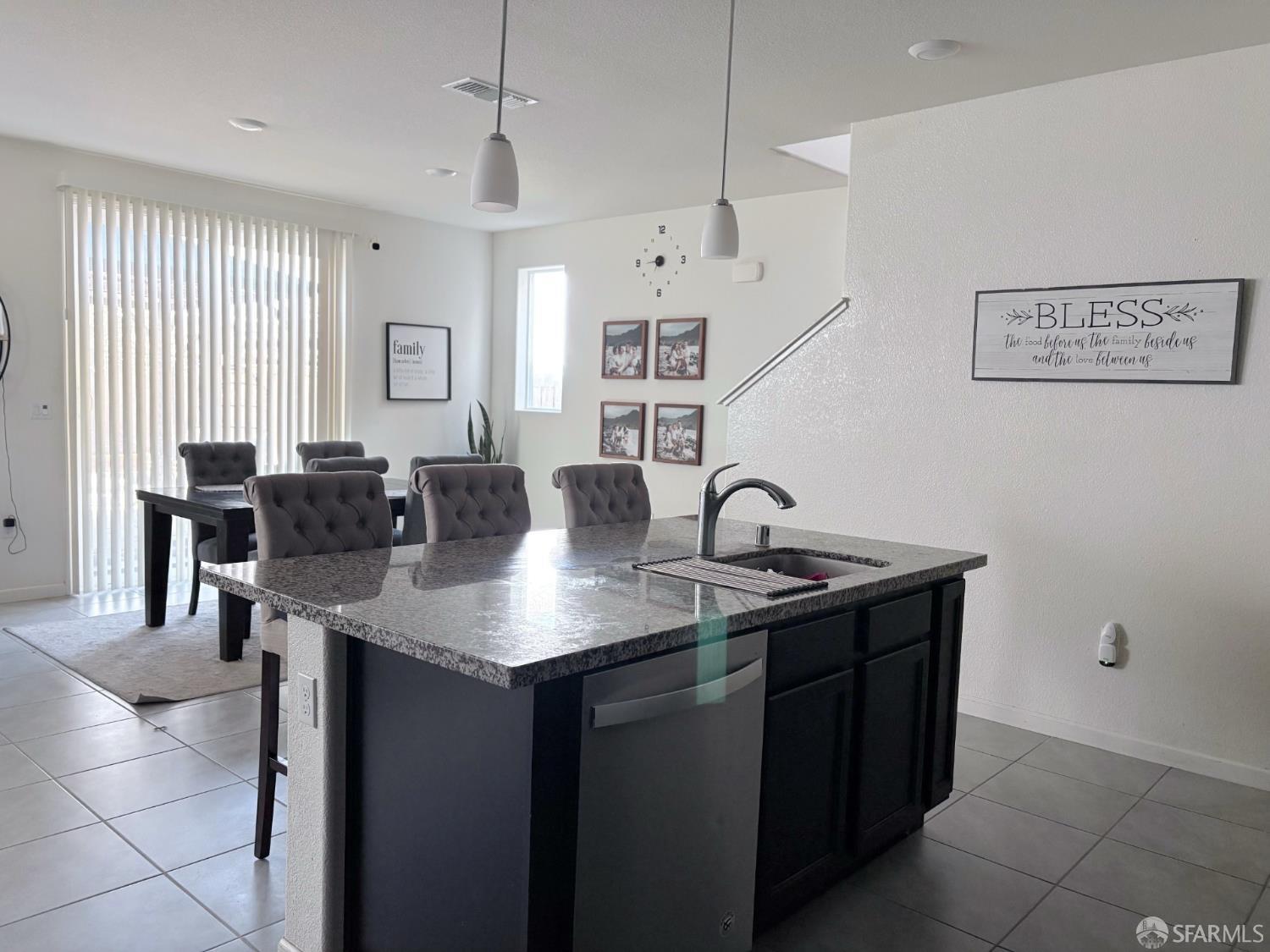 220 Caputo Cir, Oakley, CA 94561 photo 9