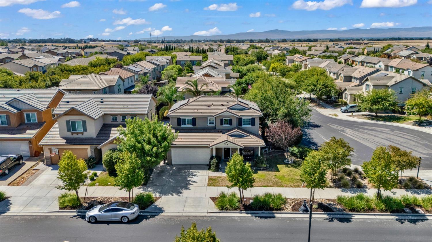 1164 Academy Dr, Lathrop, CA 95330 photo 32