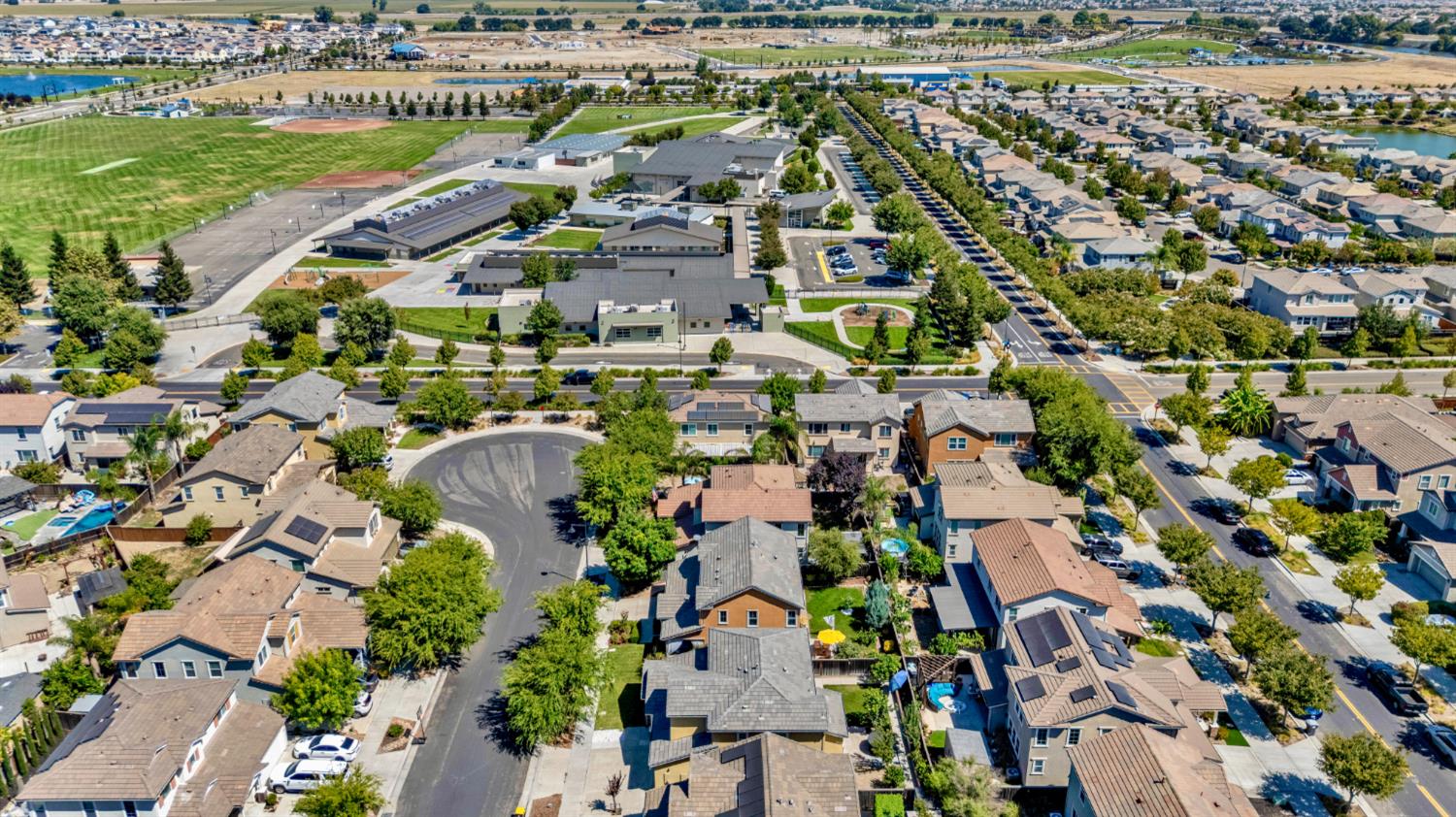 1164 Academy Dr, Lathrop, CA 95330 photo 38