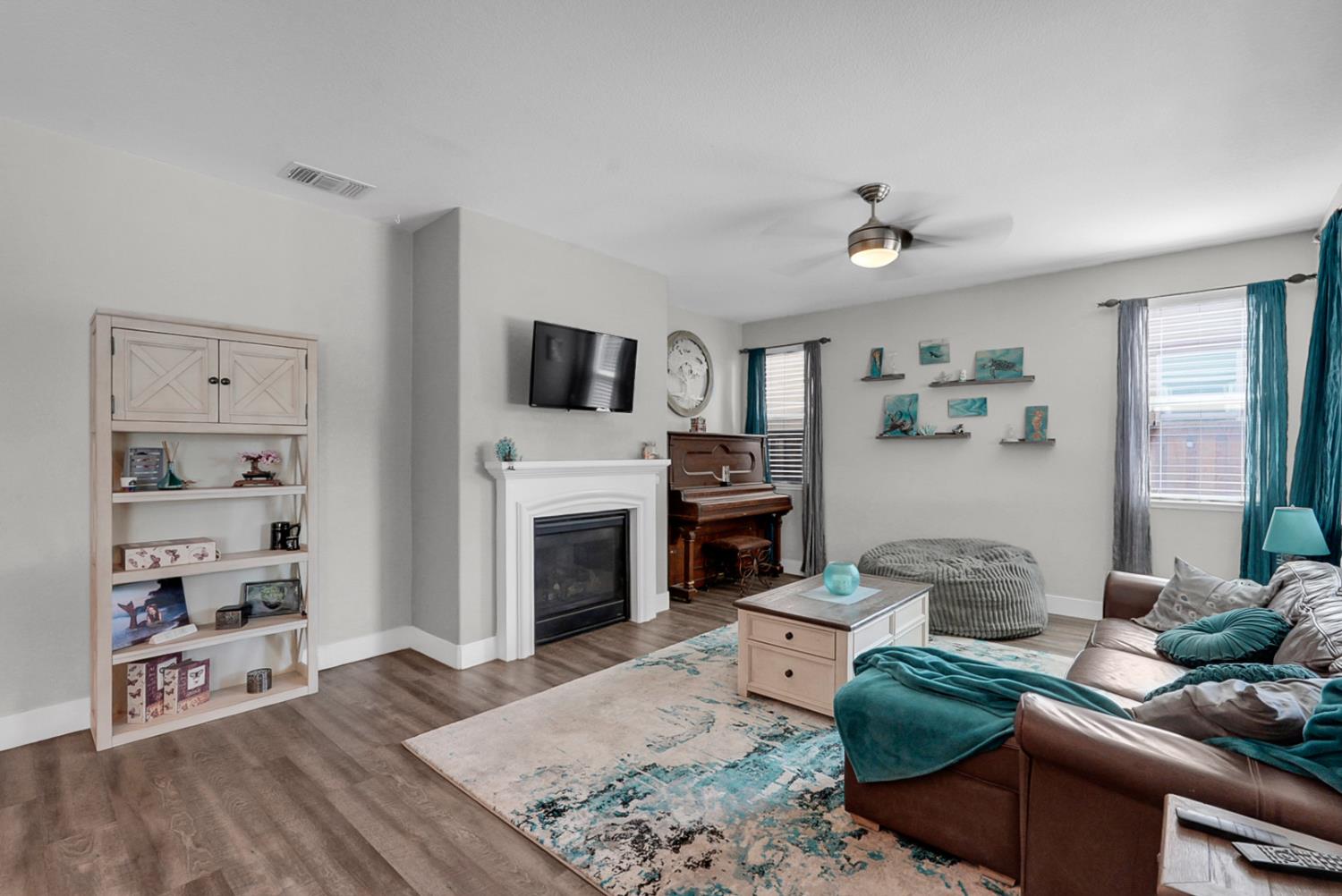 1164 Academy Dr, Lathrop, CA 95330 photo 5