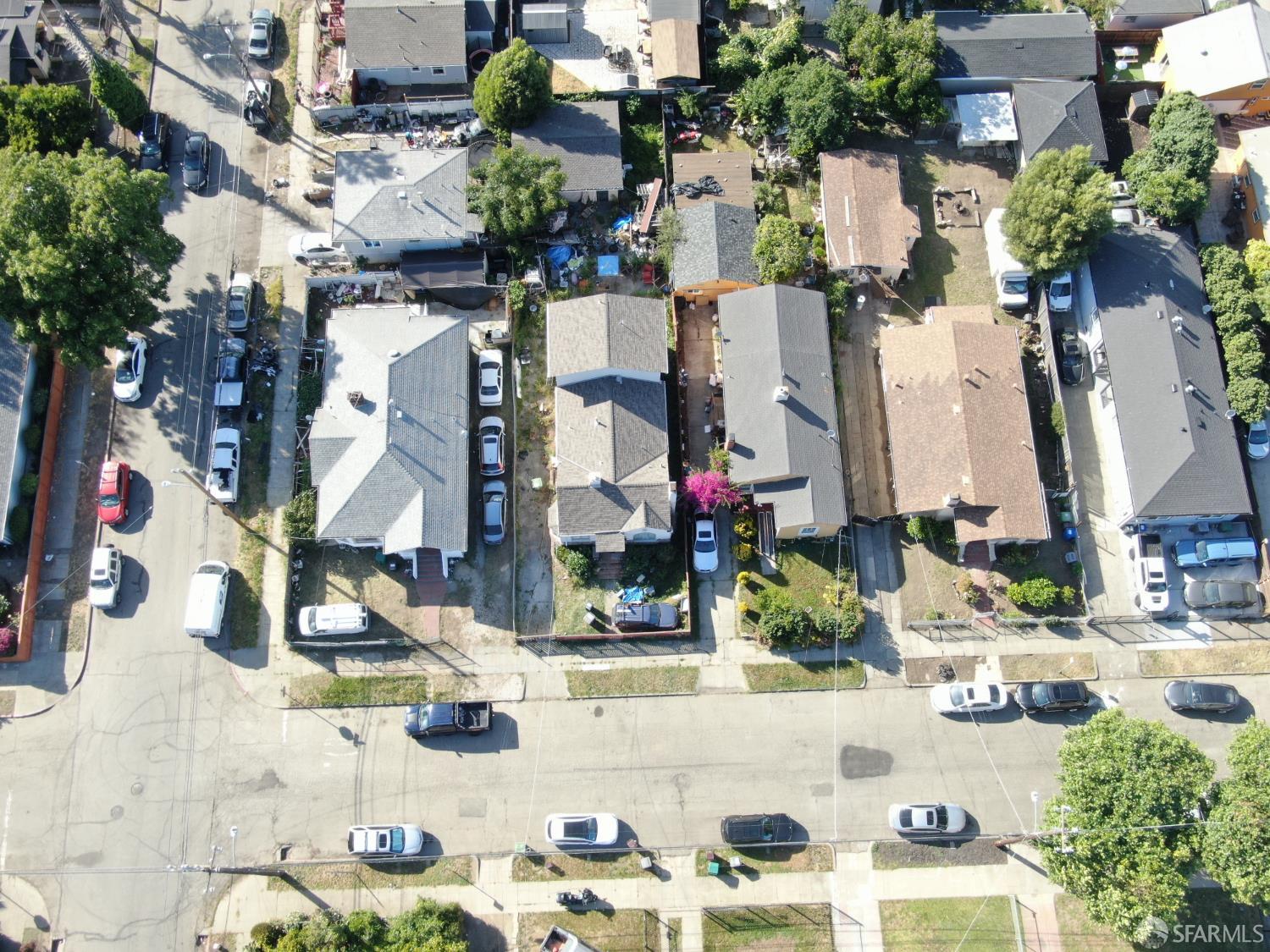 2309 83rd Ave, Oakland, CA 94605 photo 2