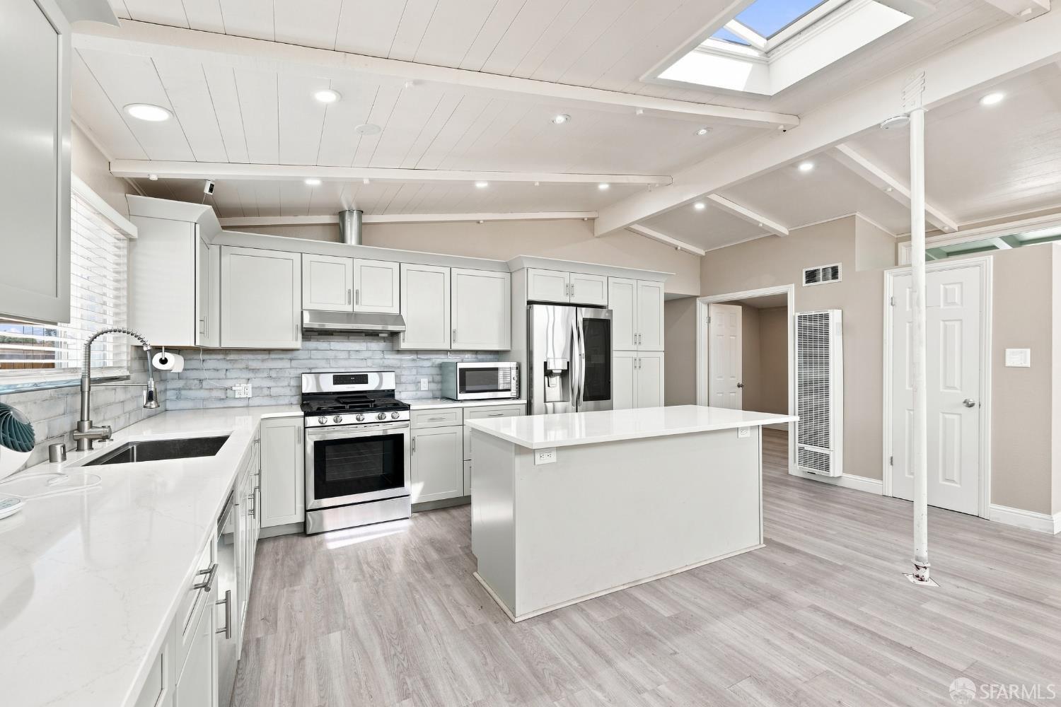27565 Verona Ave, Hayward, CA 94545 photo 8
