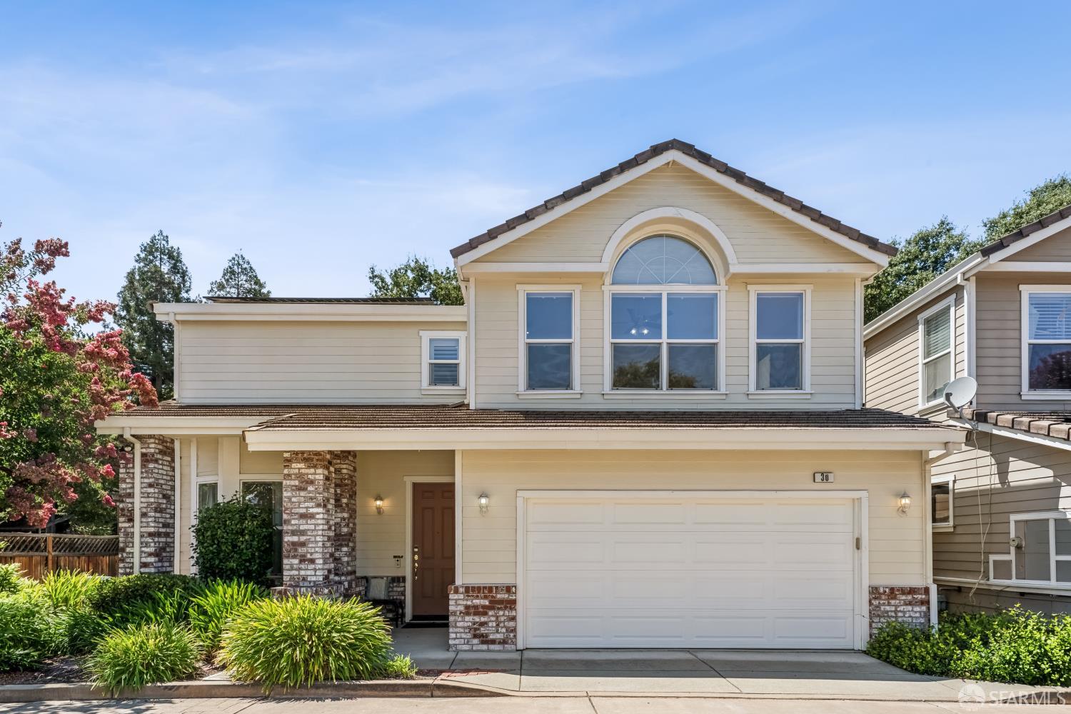 30 Oak Gate Pl, Pleasant Hill, CA 94523