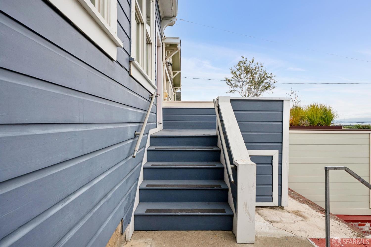 1362 Palou Ave, San Francisco, CA 94124 photo 6