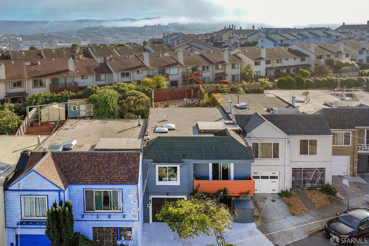 75 Bridgeview Dr, San Francisco, CA 94124 photo 30