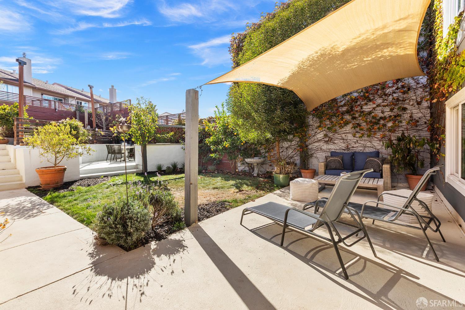 75 Bridgeview Dr, San Francisco, CA 94124 photo 50