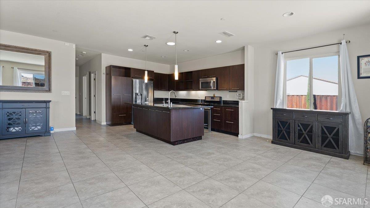 2309 Peyton Dr, Oakley, CA 94561 photo 6