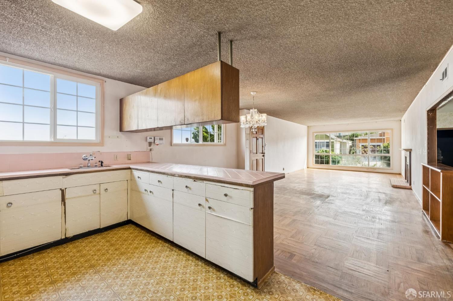 96 Wavecrest Dr, Daly City, CA 94015 photo 17