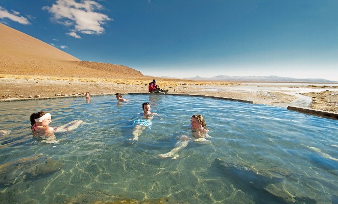 ruta-salar-uyuni-denomades-termas-polques-medium_com