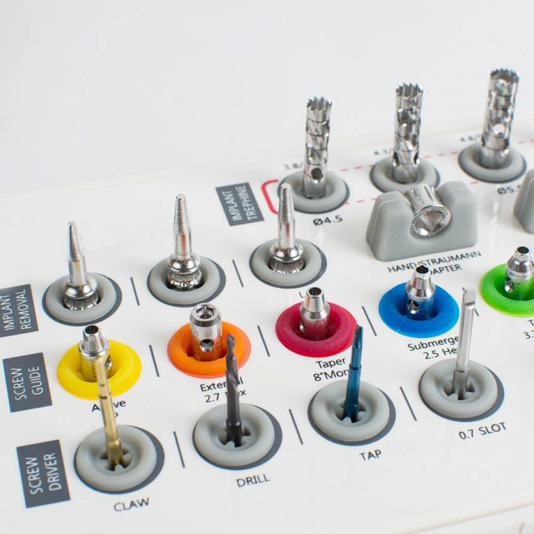 Dental Implant Tool IMPLANT & SCREW REMOVER KIT Dental In Box
