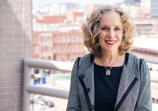 Janet Savage image