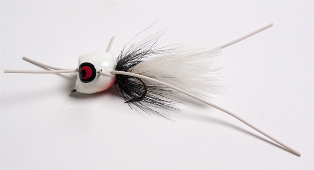 Picture of Betts Tackle Marathon Wiggle Popper Fly Popper, SZ 6, White/Black/White, Floating