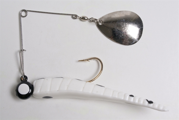 Picture of Betts Tackle Spin Split Tail Lure, 3", 1/4 Oz, White/Black Spots