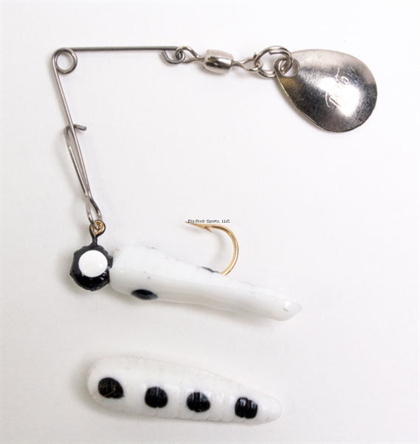 Picture of Betts Tackle Spin Grub Lure, 1", 1/32 Oz, White/Black Spots