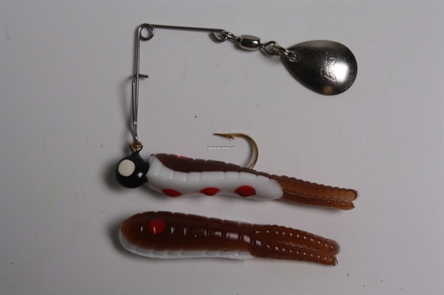 Picture of Betts Tackle Spin Split Tail Lure, 1 1/2", 1/16 Oz, Brown/Red Dot/White Belly
