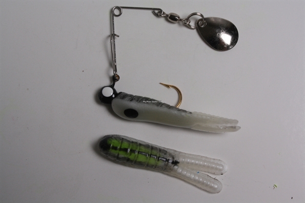 Picture of Betts Tackle Spin Split Tail Lure, 2", 1/8 Oz, Bull Frog