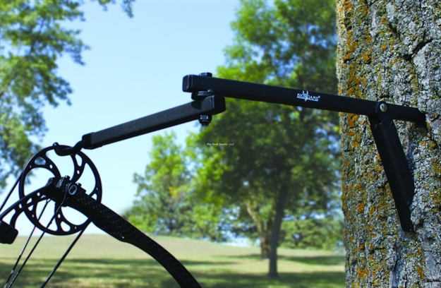 Picture of Big Game Hunting Extreme Multi-Hanger, 20" Steel, Screws Into Tree, Coated Main Hook ON Pivoting Arm