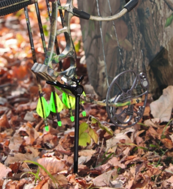 Picture of Big Game Hunting Magnum Bow Holder, Rubber Fork Swivels 360 Deg, X-Long Stake